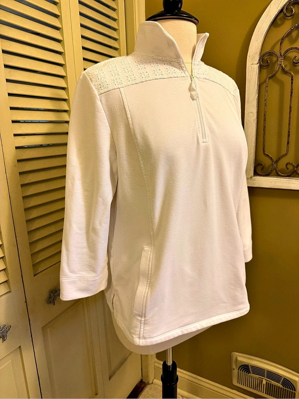Talbots White Eyelet Yoke Quarter-Zip Top Like New